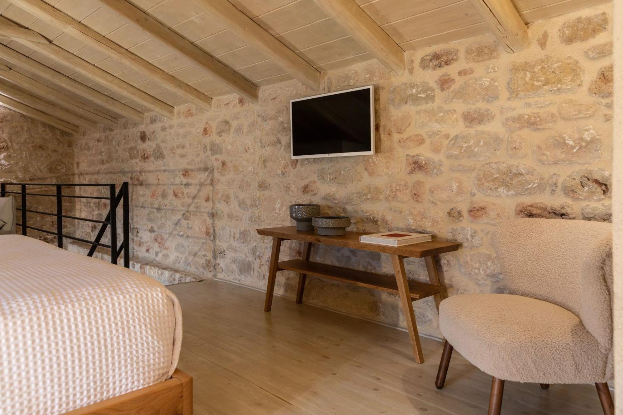 Apartament Korona Boutique Oitylo